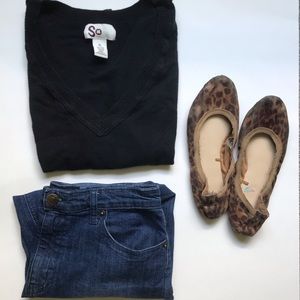 Kohl’s SO black v neck sweater